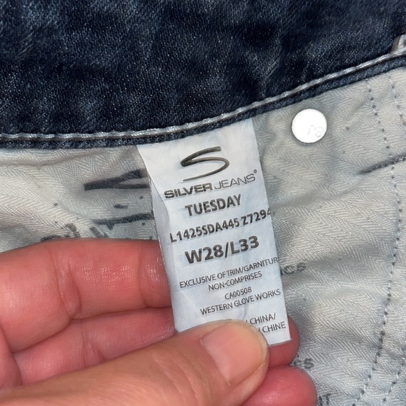 Silver Tuesday Jeans size 28 x 33 excellent condition - Picture 7 of 7